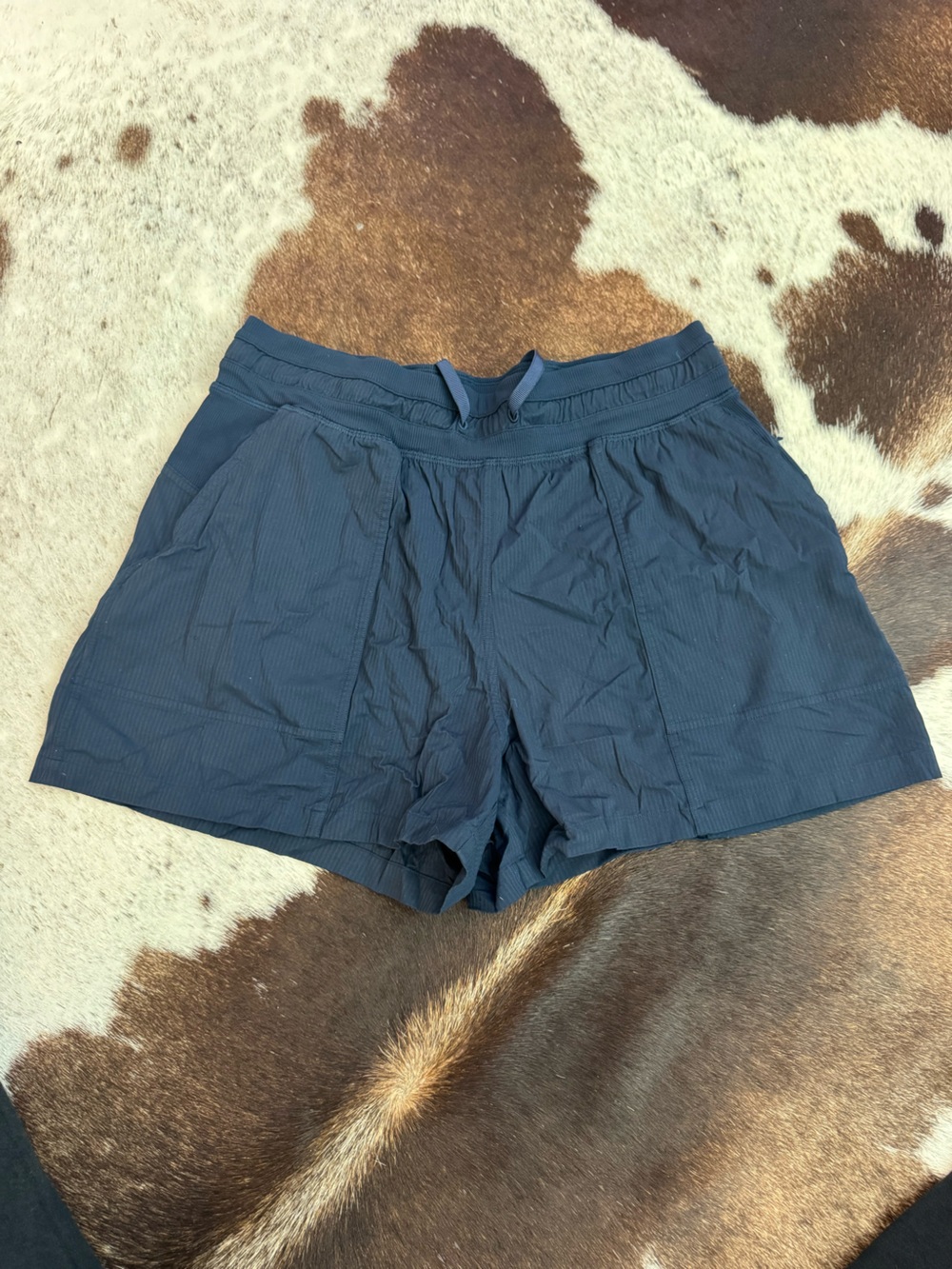 Women’s Lululemon Navy shorts